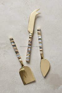 Juego de Cubiertos para Queso de Metal Artístico que Aporta un Toque Único a los Platos de Queso Mientras Ofrece un Excelente Control de Corte - Product Image 4