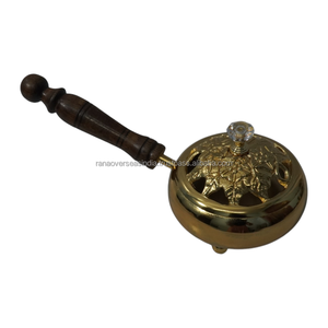 Quemador de Incienso de Hierro Hecho a Mano con Mango de Madera, Incensario Decorativo Vintage para Incienso de Resina y Aromaterapia - Product Image 1