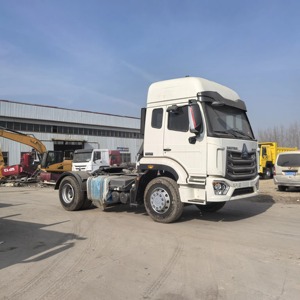 Potente Camión Tractor de 10 Ruedas 6x4 Diésel, Camión de Carga Pesada para Logística y Transporte por Carretera - Product Image 1