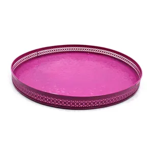 Bandeja Redonda Grande de Metal Repujado en Color Rosa Oscuro - Product Image 1