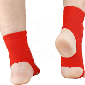 Protège-pieds de Taekwondo en cuir écologique, légers, avec doublure en néoprène, structure de base, sensation intérieure douce, conception facile à ajuster pour - Product Image 5