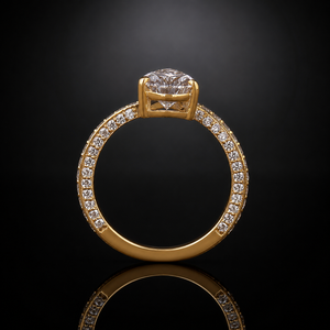 Anillo de Compromiso de Oro Amarillo de 14K con Diamante Cultivado en Laboratorio de 3 Quilates con Corte de Pera, Anillo de Boda con Pavé para Mujer - Product Image 6