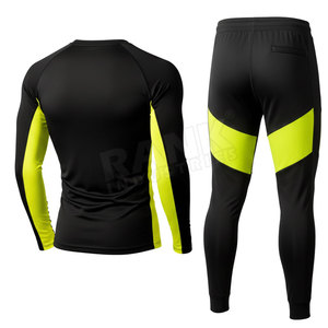 ชุดกีฬาฝึกซ้อมกลางแจ้งสำหรับผู้ชาย ชุดฟิตเนส ออกแบบเองได้ บริการ OEM ชุดฟิตเนสสำหรับผู้ชายสำหรับออกกำลังกายในยิม - Product Image 3