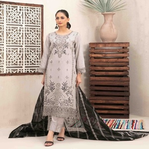 Costumes Panjabi pour femmes-Lehenga Choli pour femmes Costumes 3 pièces en viscose par Tawakkal Vol NURTEN coutures personnalisées disponibles - Product Image 4