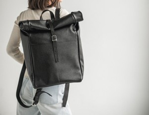 Sac à dos en cuir véritable à fermeture enroulable pour homme, sac pour ordinateur portable, sac à dos de voyage en cuir de vachette, dos respirant en maille LTBP-0119 - Product Image 1