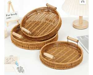 Juego de 3 bandejas multifuncionales de ratán tejido con asas de madera / Bandeja de desayuno boho hecha a mano / Organizador de tocador apilable - Product Image 1