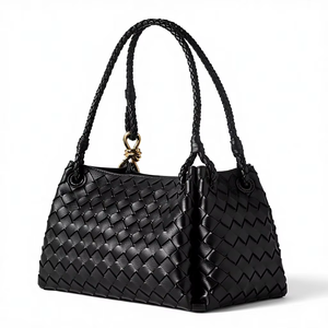 Royaa Elegante Bolso de Hombro y Clutch 2 en 1 de Cuero Genuino Beige con Marco de Lujo, Forro de Poliéster, Cierre de Cremallera Hecho a Mano, 5L - Product Image 1