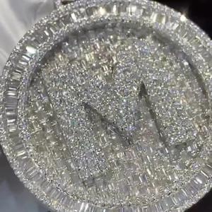 Colgante de Corona de Plata de Ley 925 con Incrustaciones de Diamantes Moissanite VVS, Colgante Redondo de Lujo, Regalo para Hombres y Mujeres - Product Image 6