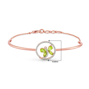 Bracelet en diamant Green Butterfly Halo avec cadre fin en or rose et design central en forme d'aile circulaire - Product Image 3