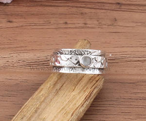 Natural <b>Green</b> Jade Bezel Set 925 Sterling Silver Spinner Ring for Women Men Boho Meditation Party <b>Jewelry</b> - Product Image 3