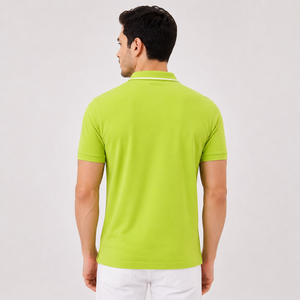 Polo homme tendance avec un design moderne, tissu doux, facile à porter, parfait pour le streetwear et les tenues quotidiennes, élégant et stylé. - Product Image 3