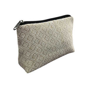 กระเป๋าซิปขนาดใหญ่ปรับแต่งได้ ผลิตจากป่านออร์แกนิกเป็นมิตรกับสิ่งแวดล้อม สำหรับจัดระเบียบ กระเป๋าเครื่องสำอางวีแกน ทำด้วยมือจากเนปาล ยั่งยืน พร้อมโลโก้ - Product Image 1