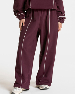 Survêtements deux pièces pour femmes, coupe oversize, couleur prune, avec passepoil, logo personnalisé OEM, respirants, écologiques, 100% coton, vente en gros - Product Image 6