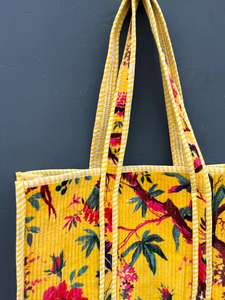 Sac fourre-tout en coton matelassé Kantha fait main, personnalisable, grand format, style bohème, pour la plage et les voyages, avec fermeture éclair, brodé, sac de shopping, intérieur portable - Product Image 4