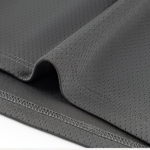 Shorts d'été respirants pour hommes, style streetwear, en maille, avec tissu en spandex/polyester écologique à séchage rapide - Product Image 3