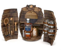 Mini-bar à whisky, avec différentes combinaisons d'articles, mini-bar pour les amateurs de whisky
