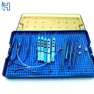 Ensemble d'instruments microchirurgicaux professionnels conçus pour les interventions chirurgicales délicates dans les hôpitaux, les cliniques et les salles d'opération - Product Image 1
