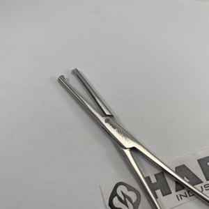 Pinces hémostatiques droites en acier inoxydable Kelly, pince chirurgicale à verrouillage réutilisable, instrument médical OEM Habi Industries - Product Image 6