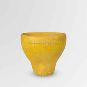 Jarrón de Resina con Textura de Mármol y Patrón de Remolino Acuático, Diseño Moderno, Hecho a Mano para Uso en Mesa de Oficina en el Hogar - Product Image 5