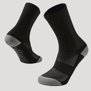 Chaussettes de sport antidérapantes à logo personnalisé, longueur mi-mollet, design rayé, pour la course, la gym, le yoga, les sports, avec coussinets antidérapants en silicone, adulte - Product Image 6