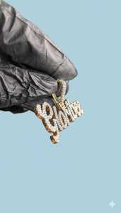 จี้เพชรโมอิสซาไนต์รูปตัวอักษรแบบเขียนด้วยลายมือ เงินแท้ 925 ประดับเพชรเต็มตัวอักษร  จี้ชื่อย่อ  ผ่านการทดสอบเพชร  จี้สไตล์ฮิปฮอป - Product Image 2