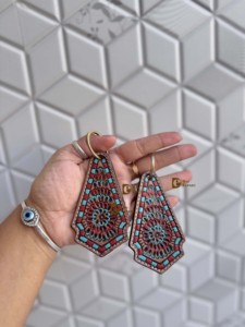 Llavero de Cuero Hecho a Mano con Diseño Turquesa 2026, Pendientes de Llavero de Color Turquesa, Venta Caliente, Accesorio de Regalo Ligero para Unisex - Product Image 2