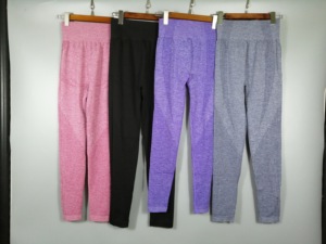 กางเกงเลกกิ้งโยคะแบบรัดรูปสำหรับผู้หญิง สีพื้น ผ้าสแปนเด็กซ์ ไนลอน แห้งเร็ว เหมาะสำหรับออกกำลังกาย มีจำหน่ายในราคาขายส่ง - Product Image 6