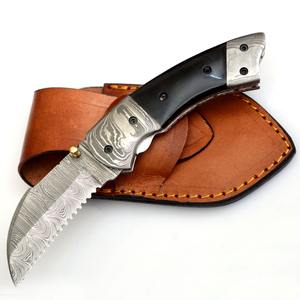 Couteau pliant en acier Damas massif, vente en gros, best-seller, couteau de poche d'extérieur avec un design de fabrication optimal - Product Image 1