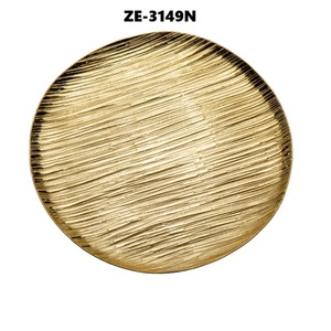 Plateau de centre de table moderne fait main pour la salle à manger – Plateau rond en métal de luxe avec texture rayée, vaisselle décorative sécurisée - Product Image 1