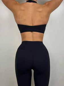 Conjunto Deportivo Seamless para Mujer al por Mayor Personalizado: Sujetador Deportivo y Pantalones Cortos para Fitness, Running y Yoga - Product Image 6