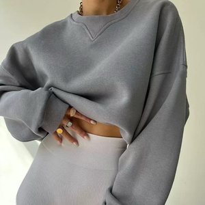 เสื้อสเวตเชิ้ตผู้หญิงทรงหลวมใส่สบาย แขนยาว ปักโลโก้ คอกลม - Product Image 3