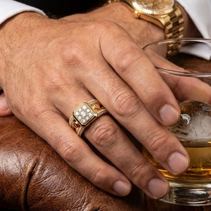 Garantizado de fábrica Diseño especial excepcional 18K Oro amarillo sólido 100% Diamante natural Joyería fina Anillo de banda de racimo para hombres - Product Image 6