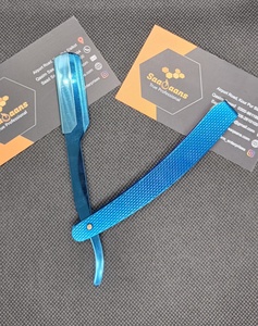 มีดโกนหนวดคุณภาพสูง Saaqaans Enterprises รุ่น SQ-0071 ใบมีดสีน้ำเงิน ด้ามจับสีน้ำเงิน ทำจากสแตนเลส น้ำหนักเบา ใช้งานง่าย - Product Image 1