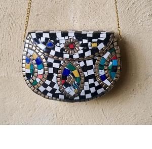 กระเป๋าคลัทช์วินเทจสไตล์อินเดียสำหรับงานกลางคืน  กระเป๋าโลหะสำหรับผู้หญิง  ตกแต่งด้วยโลโก้และลายโมเสกหิน  ทรงซองจดหมาย  สะพายไหล่ได้ - Product Image 1