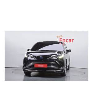 Toyota Sienna 2.5 Híbrida 2WD de julio de 2023 con Asientos de Cuero, Cámara Trasera, 70,164 km, Volante a la Izquierda - Product Image 3