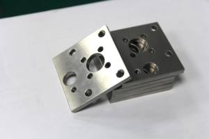 Trabajo de Precisión CNC con Metal en Vietnam - Product Image 2