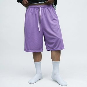 Shorts Capri en molleton épais pour hommes, coupe ample, jambe large, imprimé graphique, vente en gros - Product Image 5