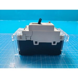 Disjoncteur différentiel Fuji EW32AAG(15A) d'occasion – Pièces détachées d'équipement semi-conducteur de la génération précédente - Product Image 4