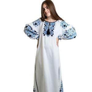 Robe longue ample décontractée d'été style haute couture vintage, manches longues, motif uni brodé, écologique et naturelle - Product Image 1