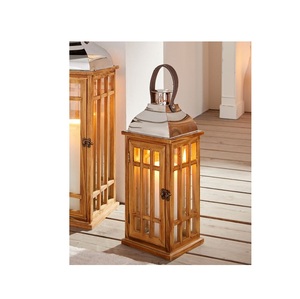 Lanterne porte-bougie artisanale en bois naturel avec panneaux en verre et poignée en corde, décoration de table - Product Image 5
