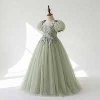 Robe de demoiselle d'honneur vert sauge unie, style princesse, pour mariage, respirante, légère, élégante, à manches bouffantes, en tulle doux, avec nœud