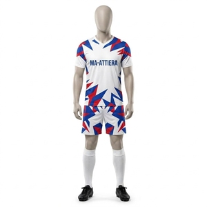 Ensemble d'uniformes de football blancs personnalisés, maillot de football géométrique rouge et bleu, shorts, chaussettes, vêtements de sport d'équipe - Product Image 4