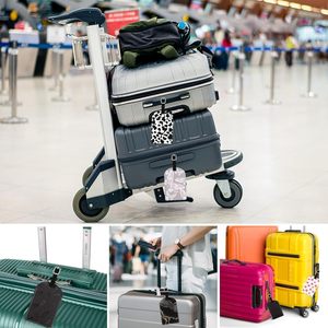 Étiquettes de bagages de voyage personnalisées en cuir PU avec coutures de précision, style pochette, porte-cartes d'embarquement - Product Image 4
