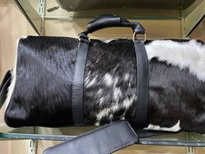 Bolsa de Viaje de Cuero Genuino de Vaca Hairon Hecha a Mano 2026, Mochila de Gran Capacidad con Cierre, Bolsa de Fin de Semana Portátil - Product Image 3