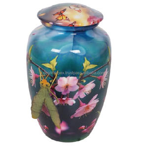 Dernière conception Vente en gros Urne funéraire décorative en métal Urne commémorative avec design poli au prix de gros - Product Image 6