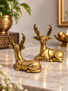 Figura de Ciervo de Latón Hecha a Mano, Estatua de Ciervo Sentado, Escultura Decorativa de Metal, Decoración de Lujo para Mesa, Hogar u Oficina, Vida Silvestre - Product Image 3