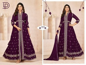 Sherwani élégant style vêtement formel d'hiver, en georgette de renard lourde et fluide, avec broderies complexes, non cousu, pour femme indienne - Product Image 5