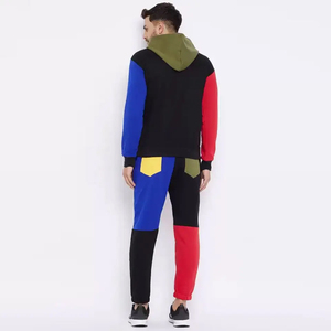 Conjunto de Sudadera con Capucha y Parches para Hombre |   Pantalones Deportivos con Bolsillos Utilitarios y Diseño de Contraste de Color |   Ropa OEM con Bloques de Color Personalizados - Product Image 5