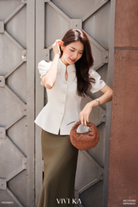 Blusa Casual de Mujer, Blanca, Cuello Mandarín, Manga Corta, Peplum, Decoración con Recortes, Elegante, para Oficina, Primavera/Verano - Product Image 3
