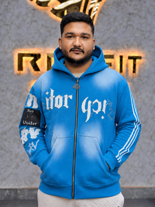 Sweat-shirt à capuche bleu pour homme, style streetwear oversize, avec impression de lettres sur le devant et rayures sur les manches, en coton French Terry. - Product Image 2